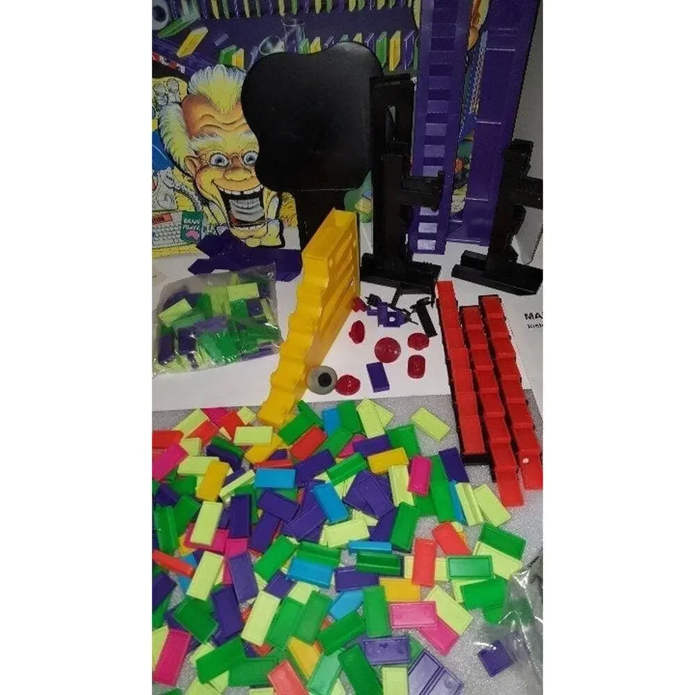 1996 Domino Rally Mad Lab Set Pressman